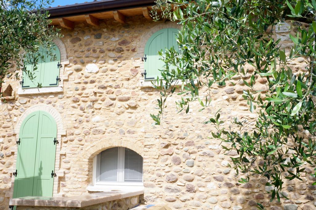 Giardino Degli Ulivi Leilighet Caprino Veronese Eksteriør bilde